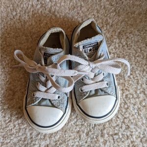 Baby Converse Allstars size 6